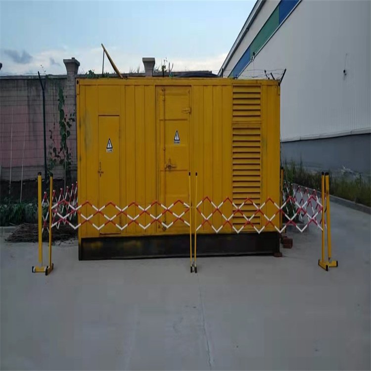 芗城发电机组油箱盖上留出小气孔有什么用？